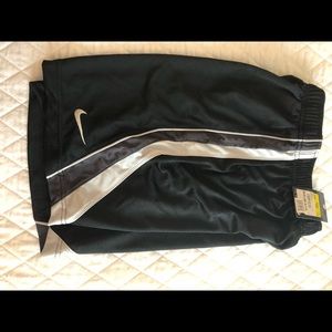 Boys NWT Nike Dri Fit Shorts